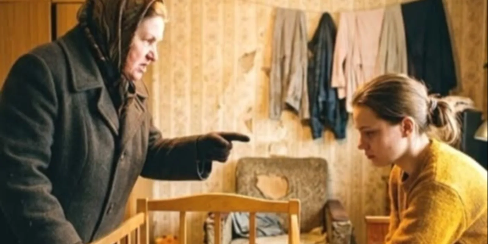 — Не вздумай подавать на алименты, моему сыну еще жизнь устраивать! — пригрозила бывшая свекровь..